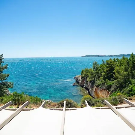 Endless Seaview